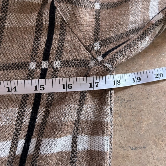 Croft & Barrow sweater - beige/black/white plaid open front cardigan - Picture 8 of 9